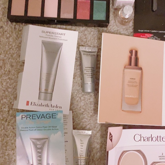 Makeup set - Picture 2 of 8